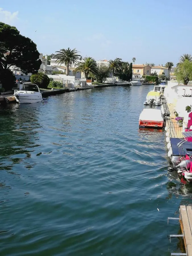 Сasa de vacaciones Villetta Da Carla Castellón de Ampurias